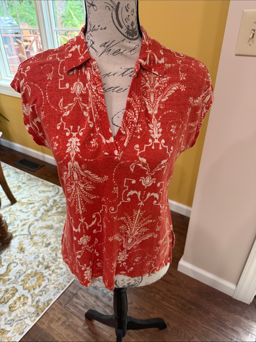 Women’s Orange Printed Short-Sleeve V-Neck Top